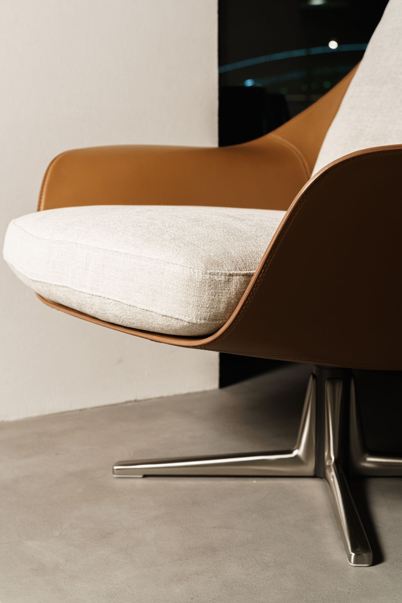 Flexform Кресло с подушкой Sveva от Flexform — в интерьере