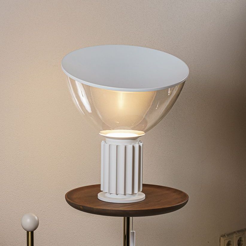 Flos Настольная лампа Taccia Small Vetro F6604009 от Flos — в интерьере