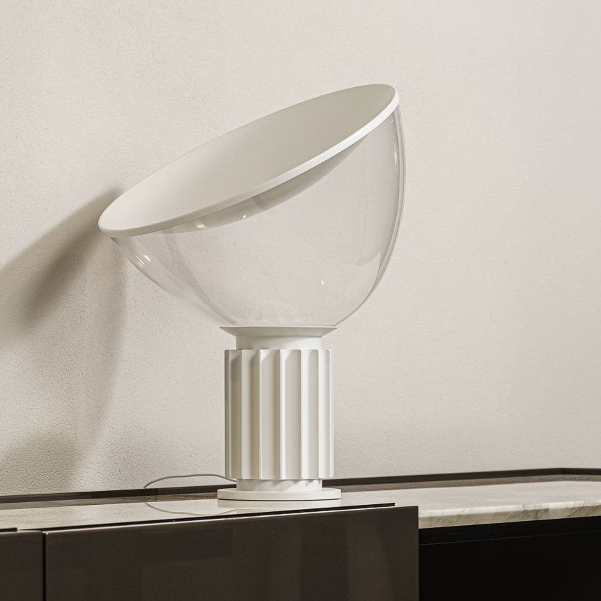 Flos Настольная лампа Taccia Small Vetro F6604009 от Flos — в интерьере