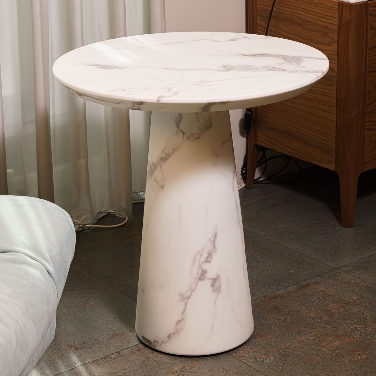 Polspotten Столик бистро Disc Marble Look White от Polspotten — в интерьере