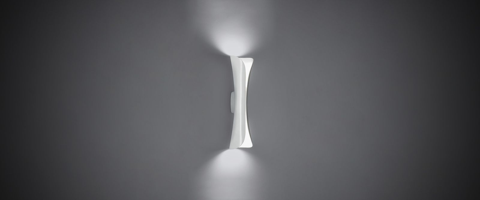 Artemide Торшер Cadmo от Artemide — в интерьере