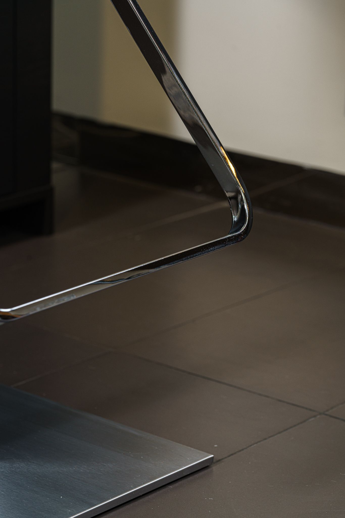 Cattelan Italia Стул барный на алюминиевой базе Axel от Cattelan Italia — в интерьере