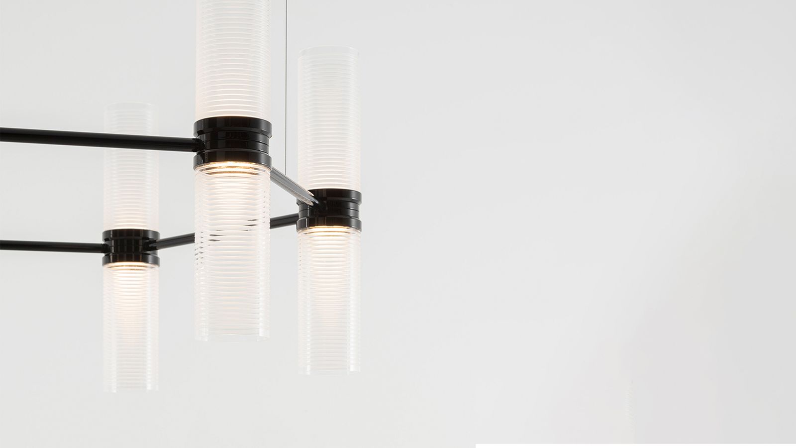 Artemide Подвесной светильник Zephyr от Artemide — в интерьере