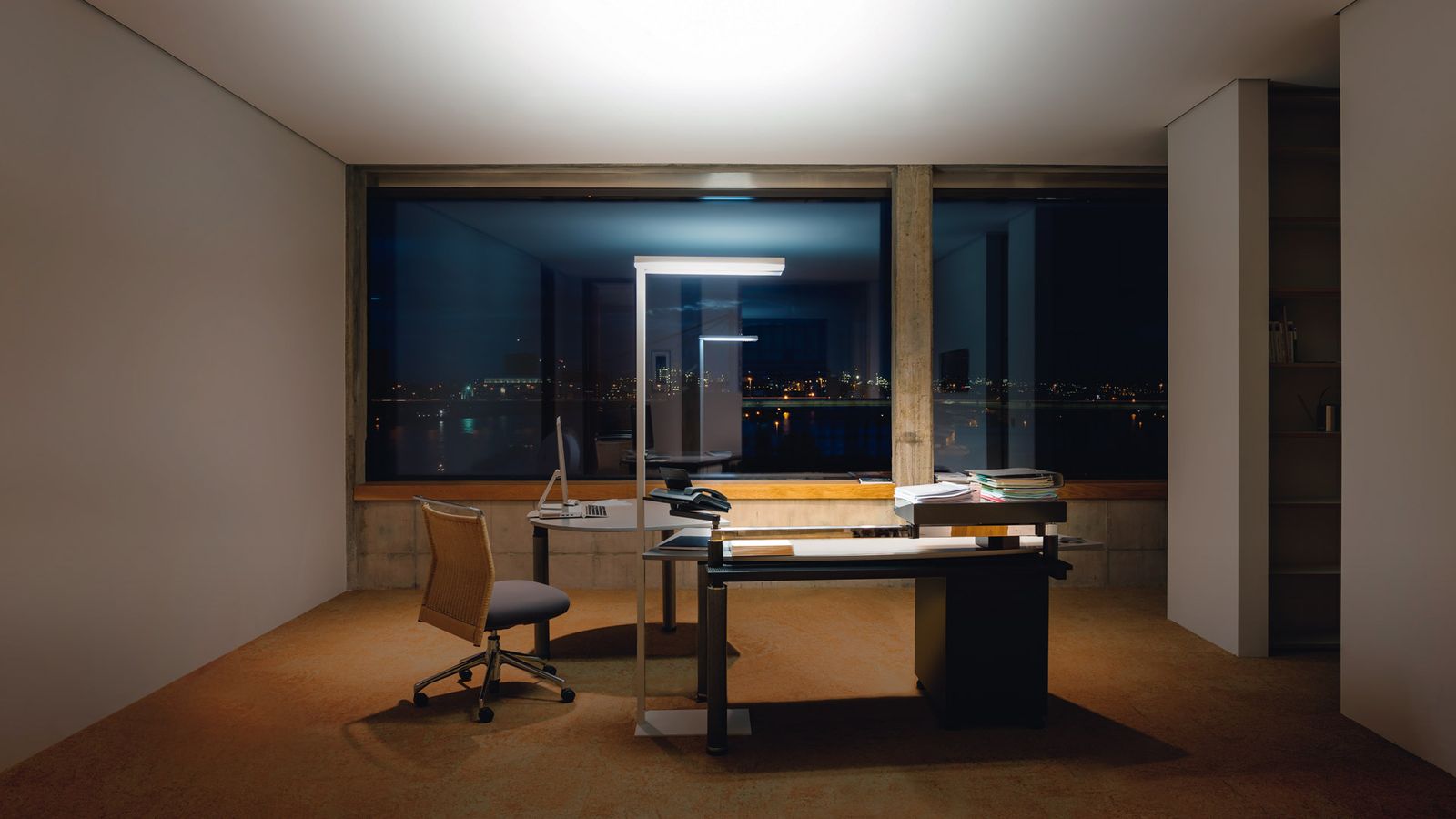 Artemide Торшер Chocolate от Artemide — в интерьере