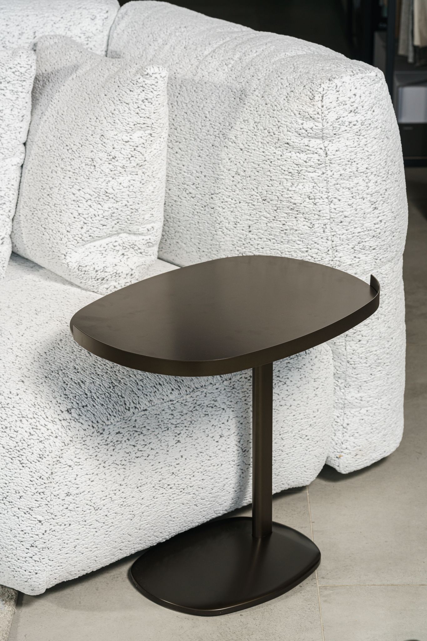 Flou Журнальный столик Victoria Anodic Bronze от Flou — в интерьере