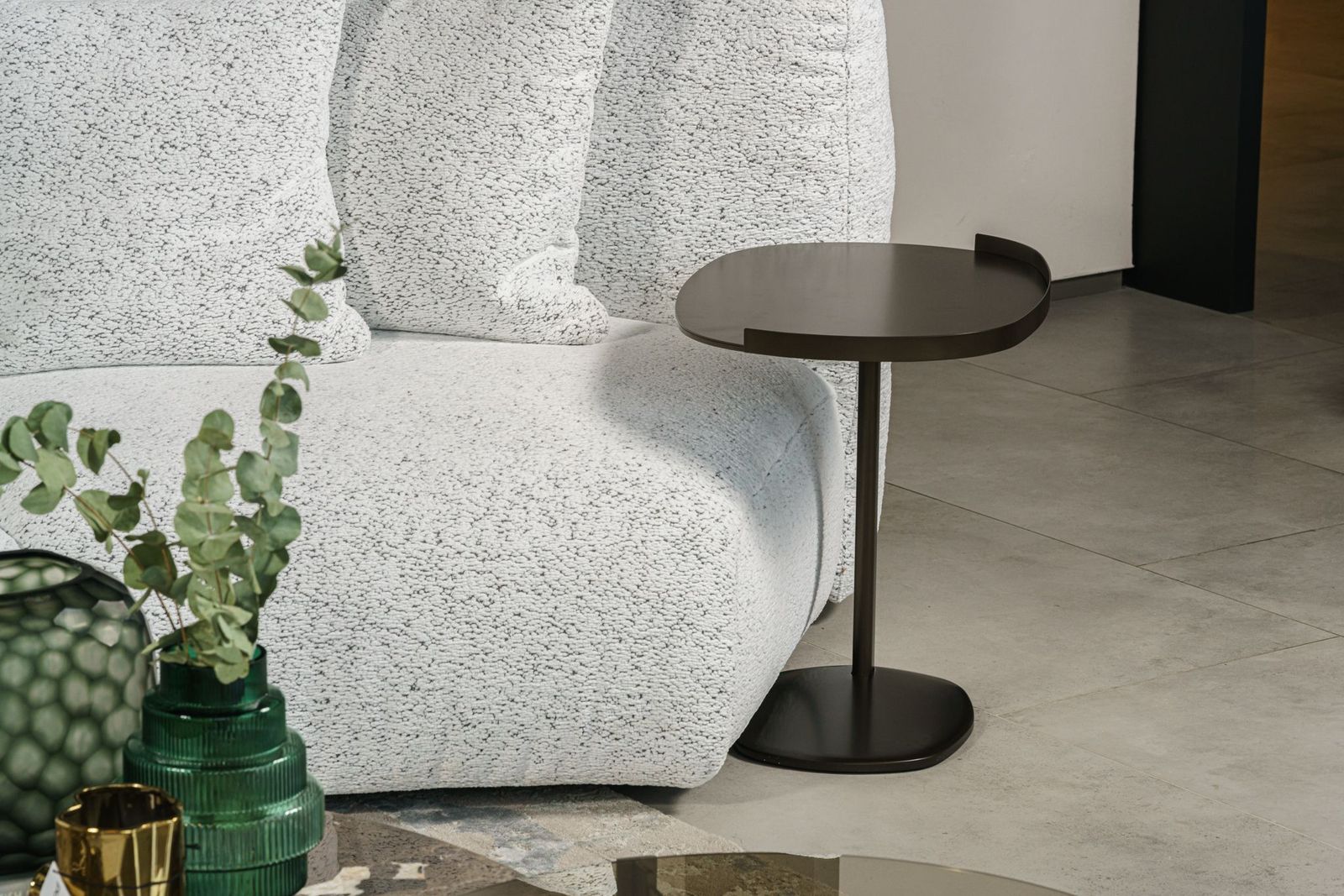 Flou Журнальный столик Victoria Anodic Bronze от Flou — в интерьере