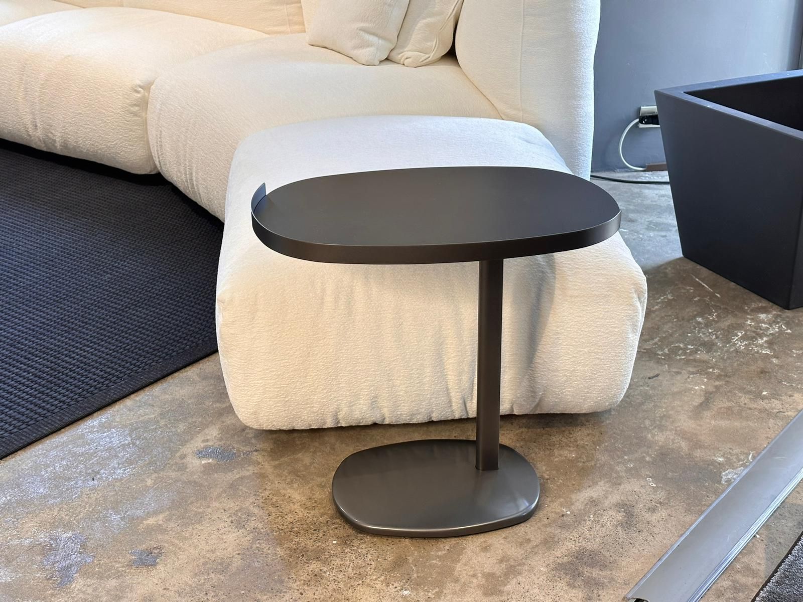 Flou Журнальный столик Victoria Anodic Bronze от Flou — в интерьере