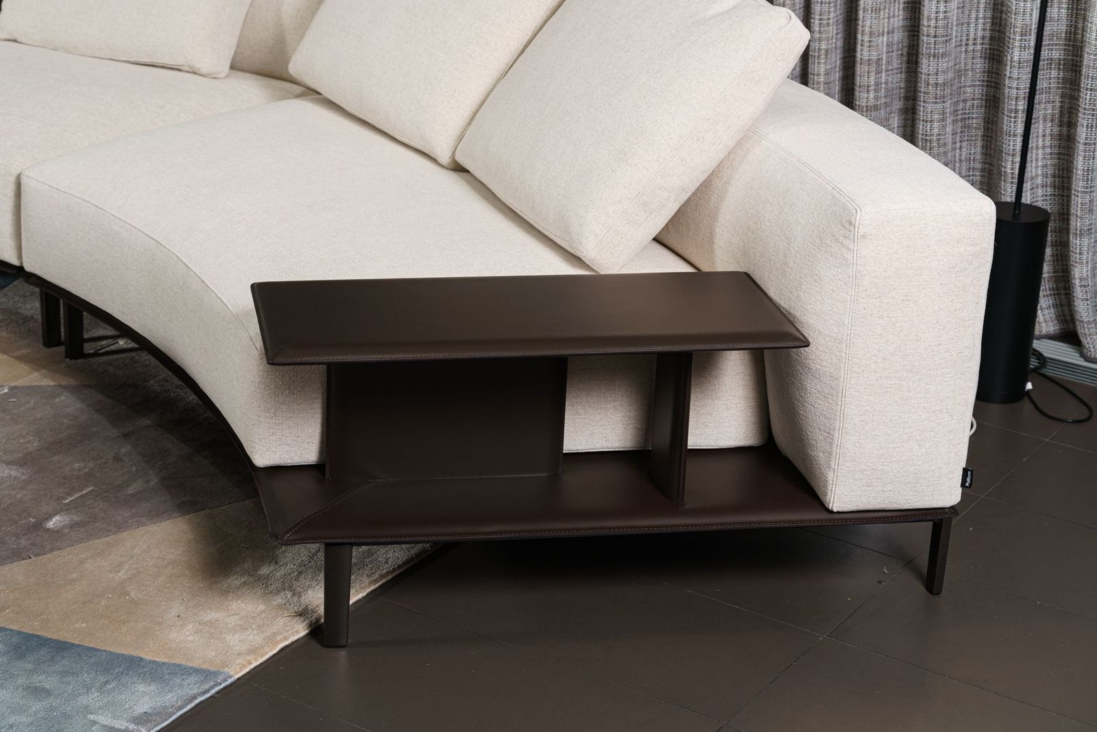 Poliform Диван Brera Naxos 18 Canapa от Poliform — в интерьере