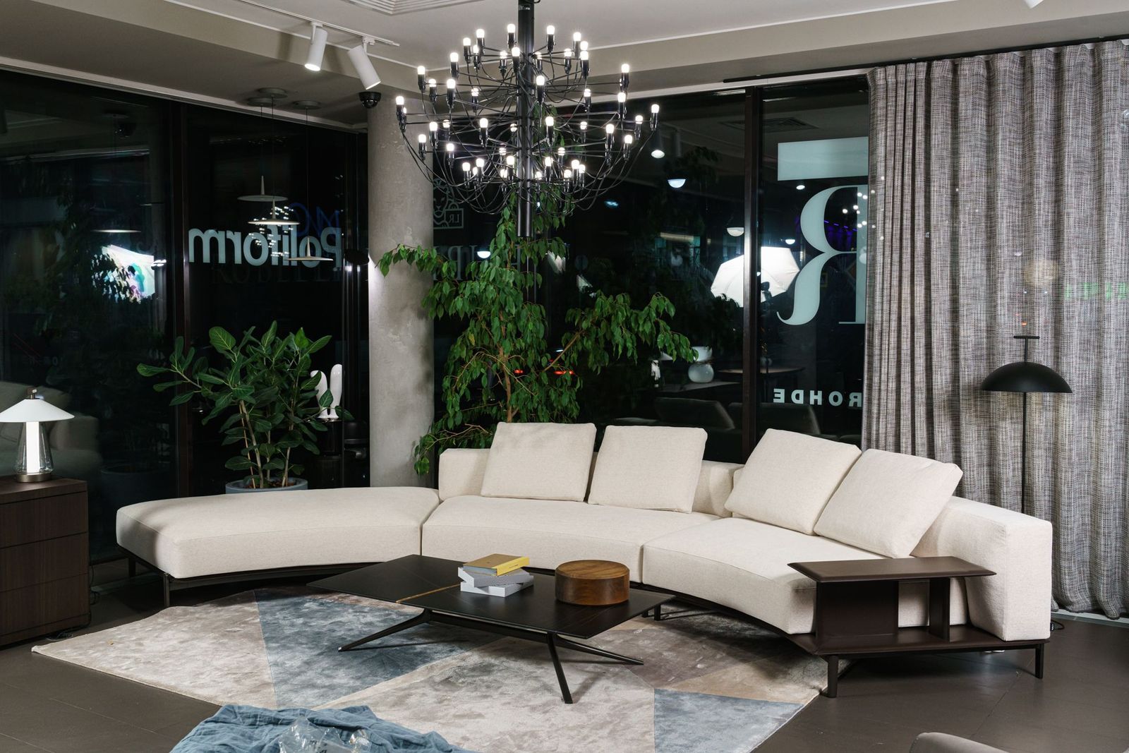 Poliform Диван Brera Naxos 18 Canapa от Poliform — в интерьере