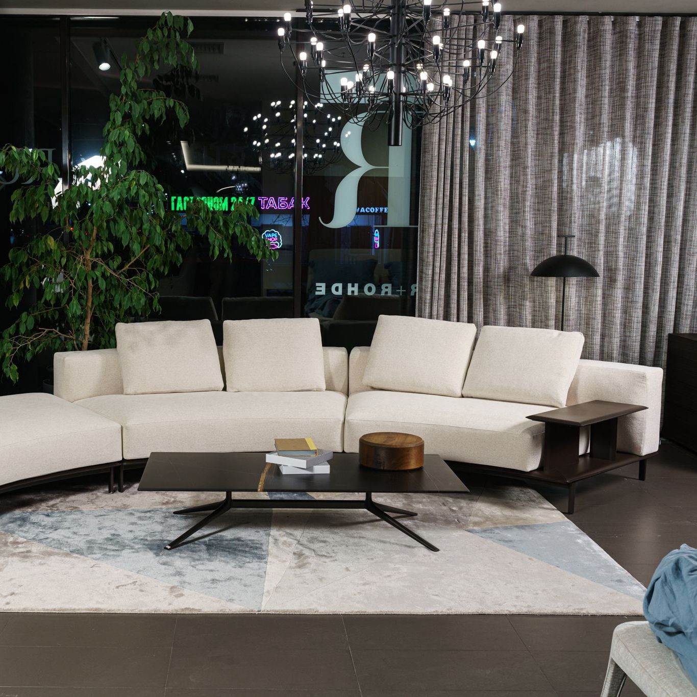 Poliform Диван Brera Naxos 18 Canapa от Poliform — в интерьере