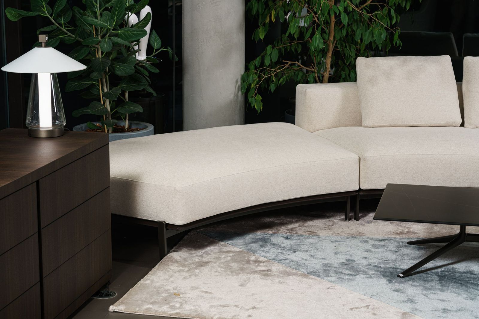 Poliform Диван Brera Naxos 18 Canapa от Poliform — в интерьере