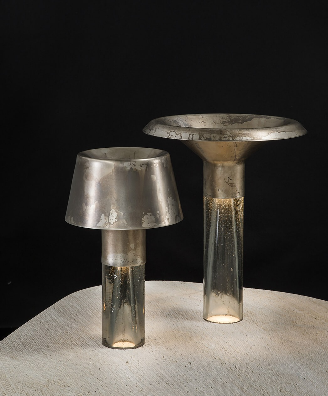 Henge Настольная лампа Ghost Lamp Table 38 от Henge — в интерьере