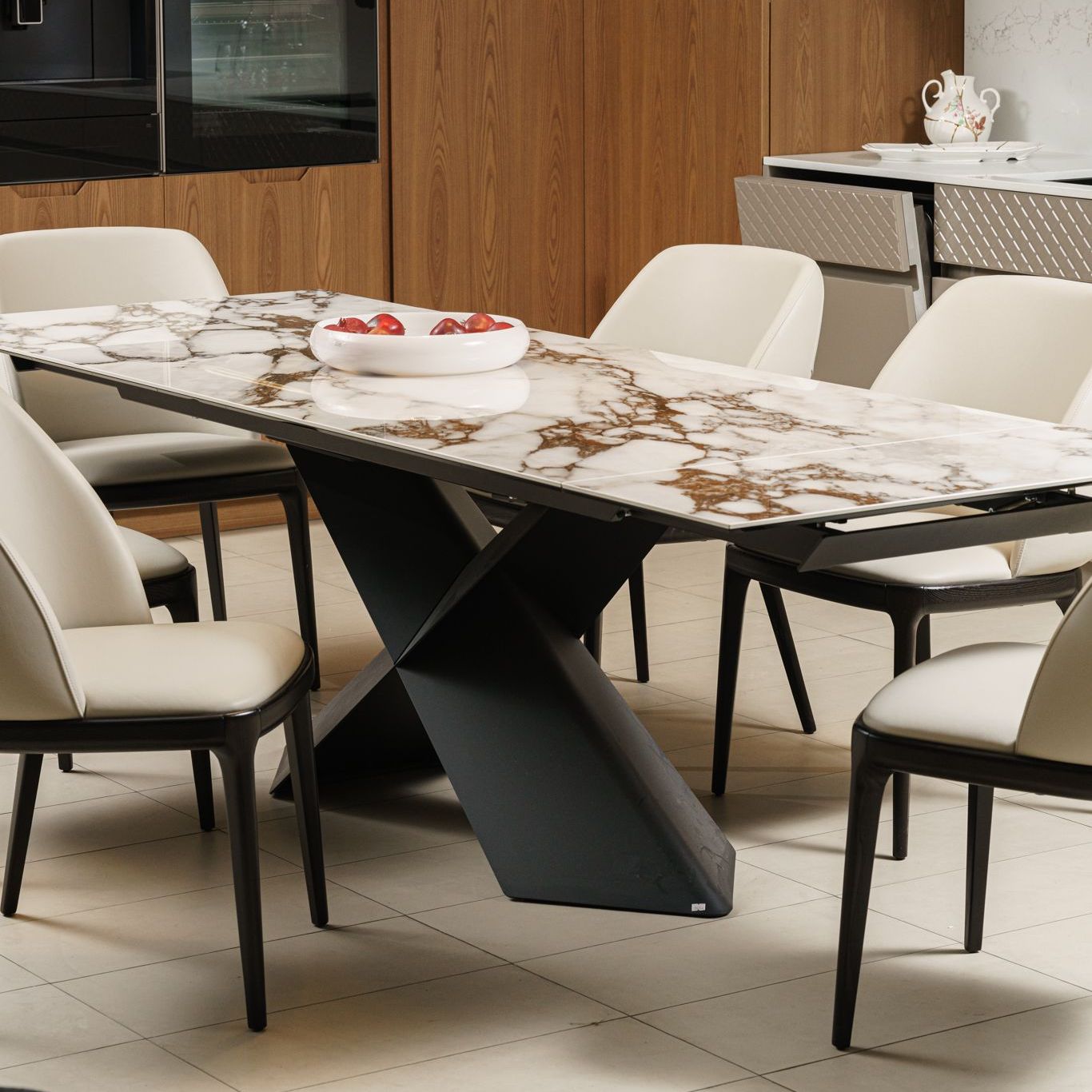 Cattelan Italia Стол Tyron Keramik Drive KM12 Brecia от Cattelan Italia — в интерьере