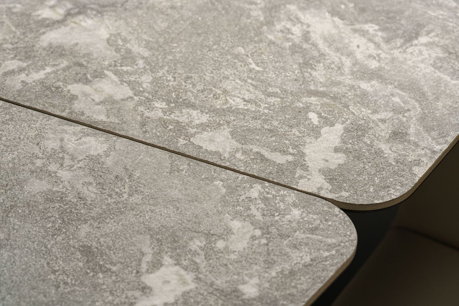 Cattelan Italia Стол Duffy Keramik Drive KM13 Arenal от Cattelan Italia — в интерьере