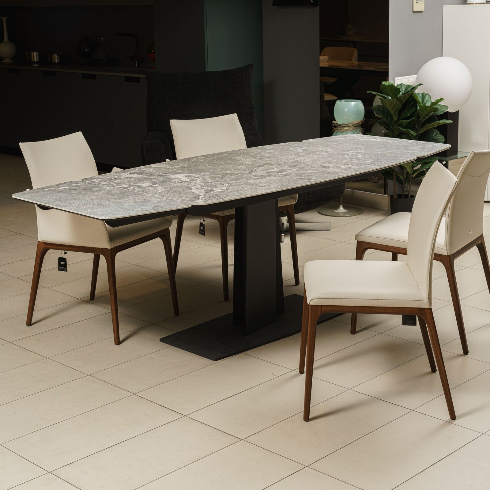 Cattelan Italia Стол Duffy Keramik Drive KM13 Arenal от Cattelan Italia — в интерьере