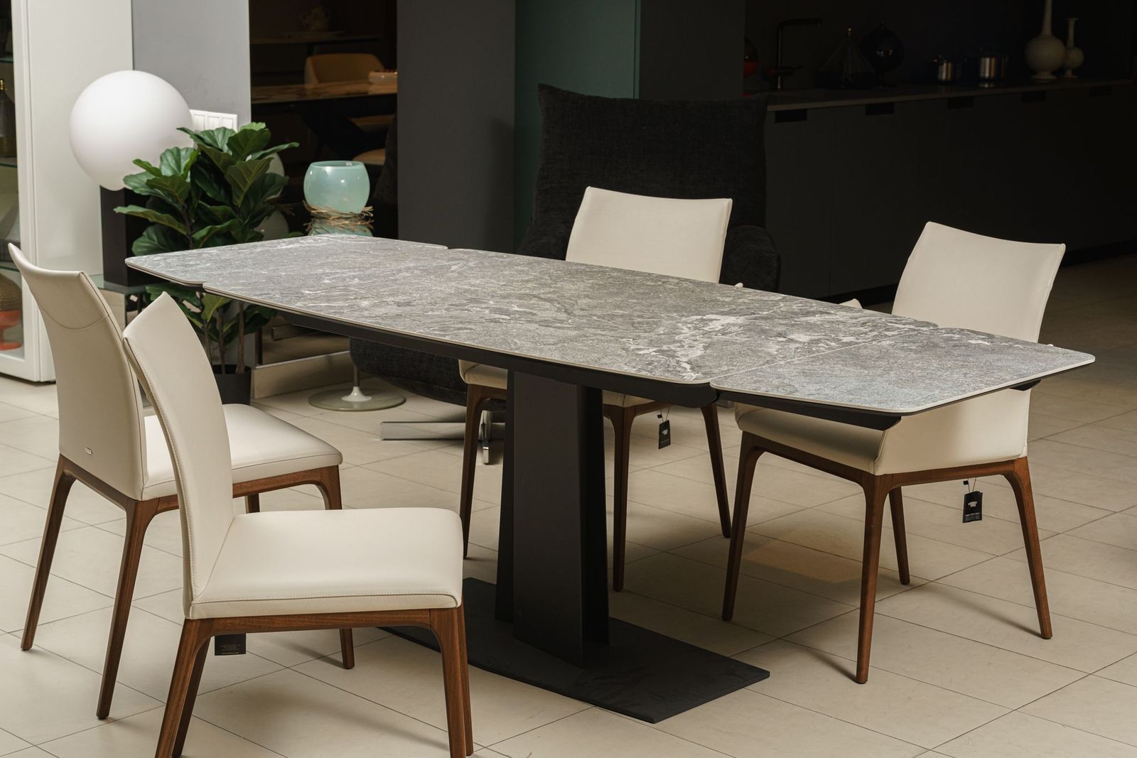 Cattelan Italia Стол Duffy Keramik Drive KM13 Arenal от Cattelan Italia — в интерьере