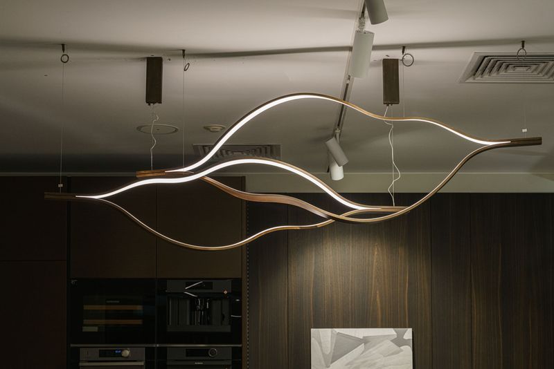 Henge Люстра Tape Light 185 от Henge