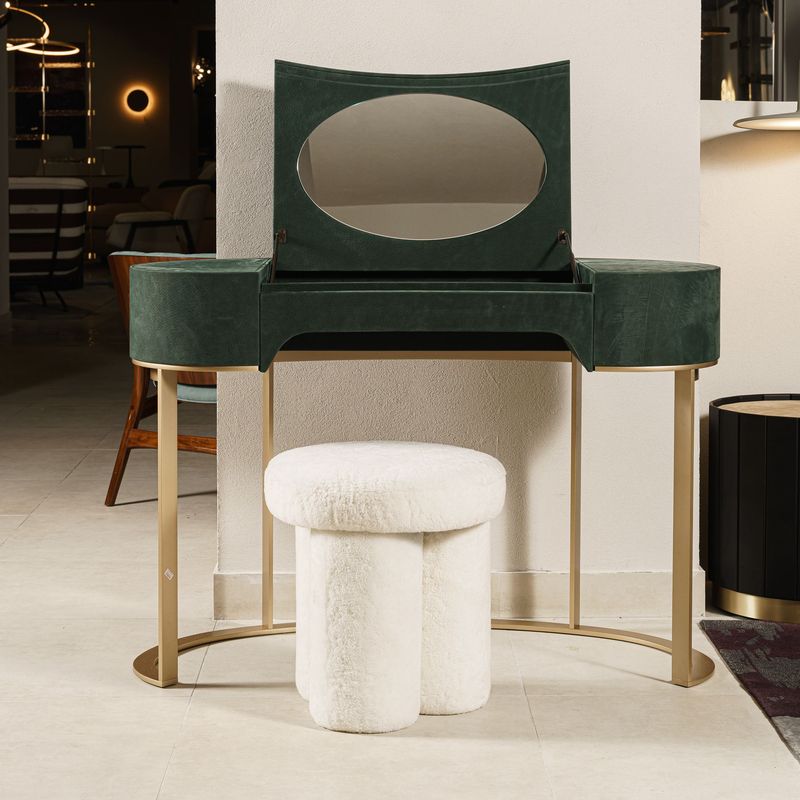 Baxter Туалетный столик Yves Nabuck Wood от Baxter — в интерьере