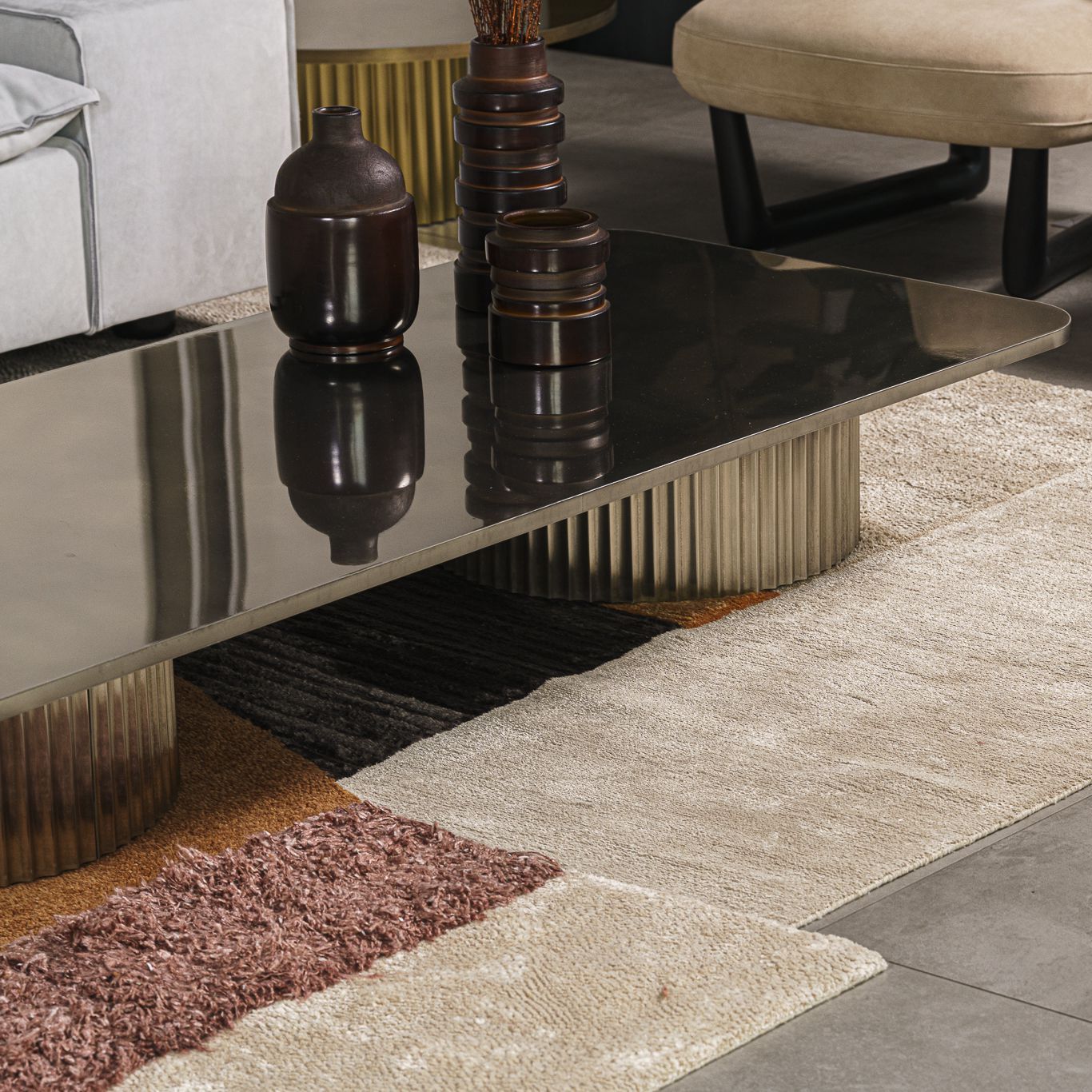 Baxter Журнальный столик Allure Antiqued glossy Alpacca 180 от Baxter — в интерьере