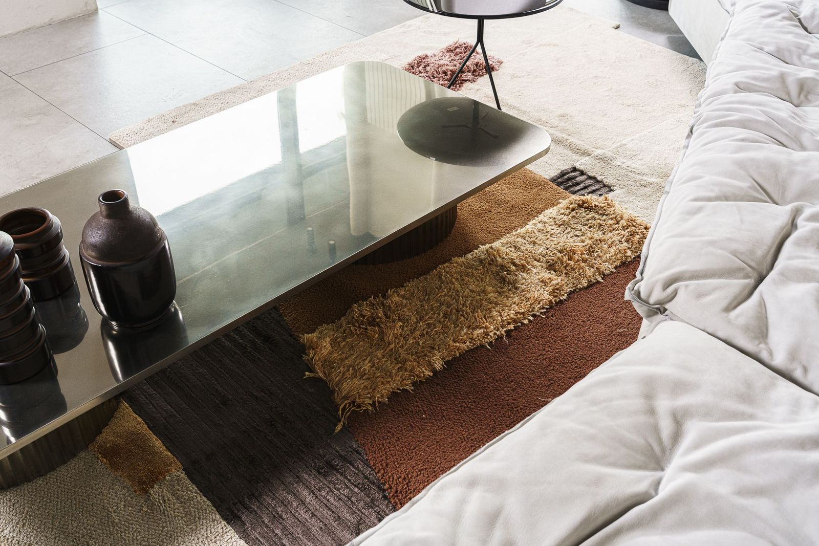 Baxter Журнальный столик Allure Antiqued glossy Alpacca 180 от Baxter — в интерьере
