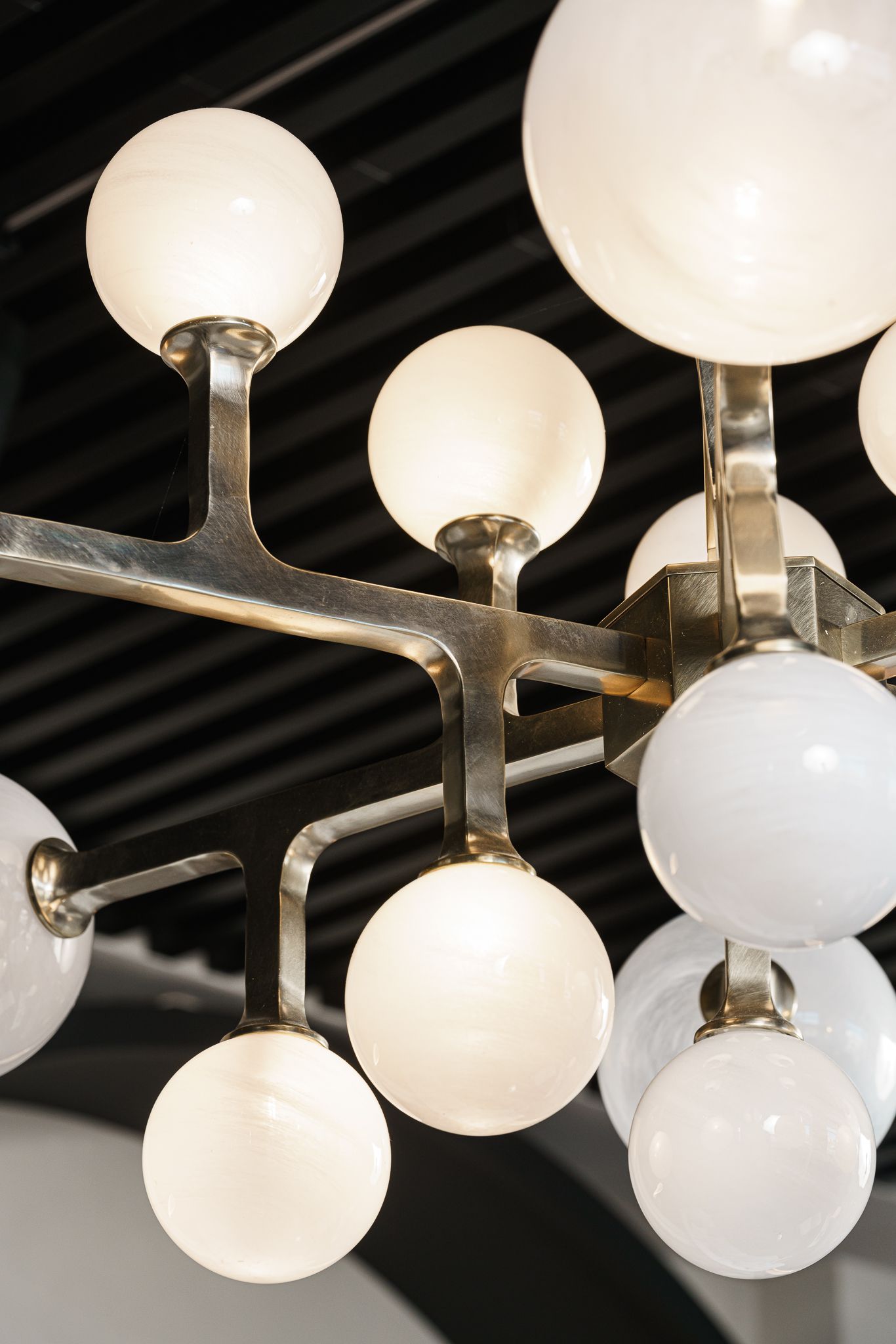 Arteriors Люстра Tricia от Arteriors — в интерьере