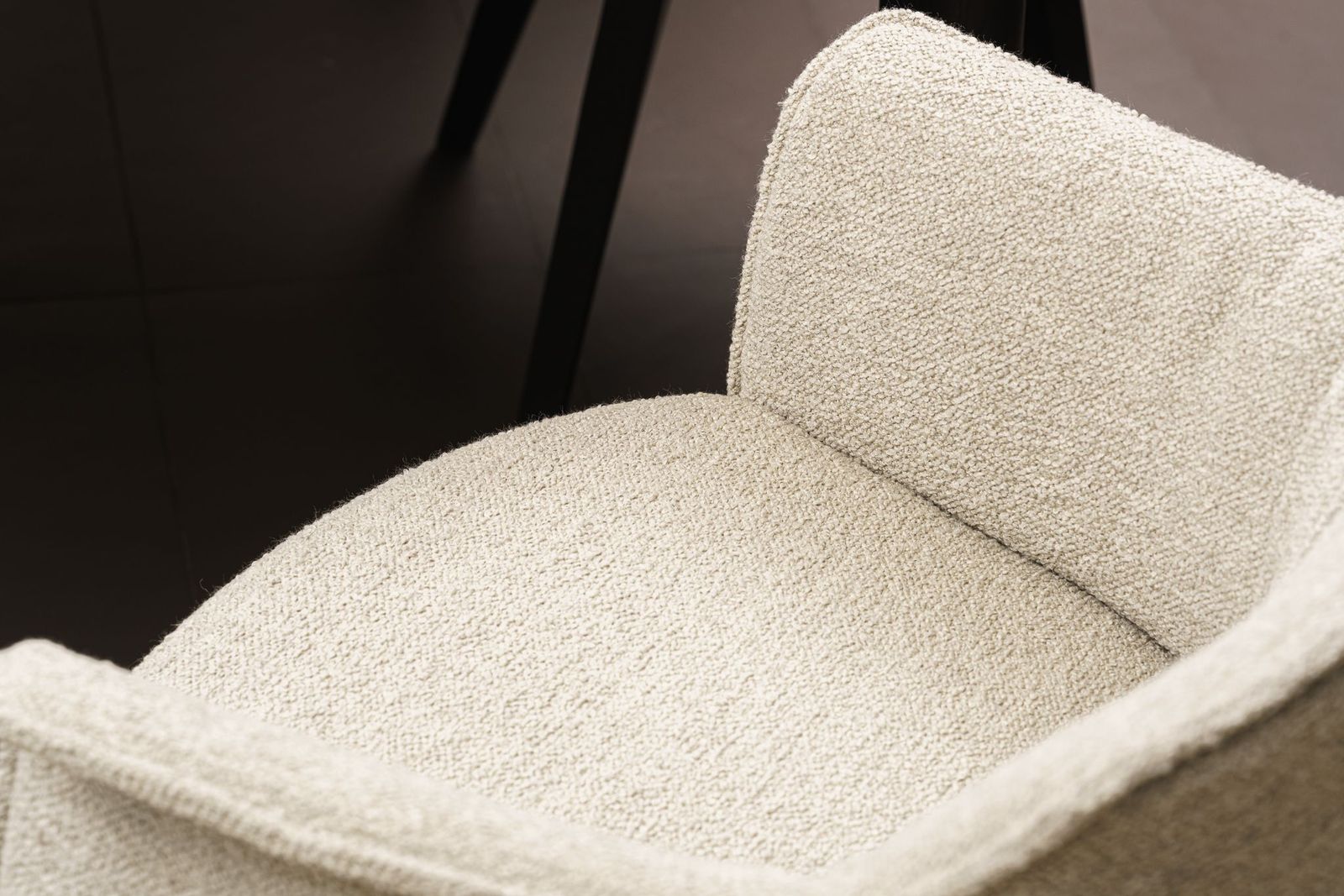 Poltrona Frau Стул Archibald Swivel Loop Corda от Poltrona Frau — в интерьере