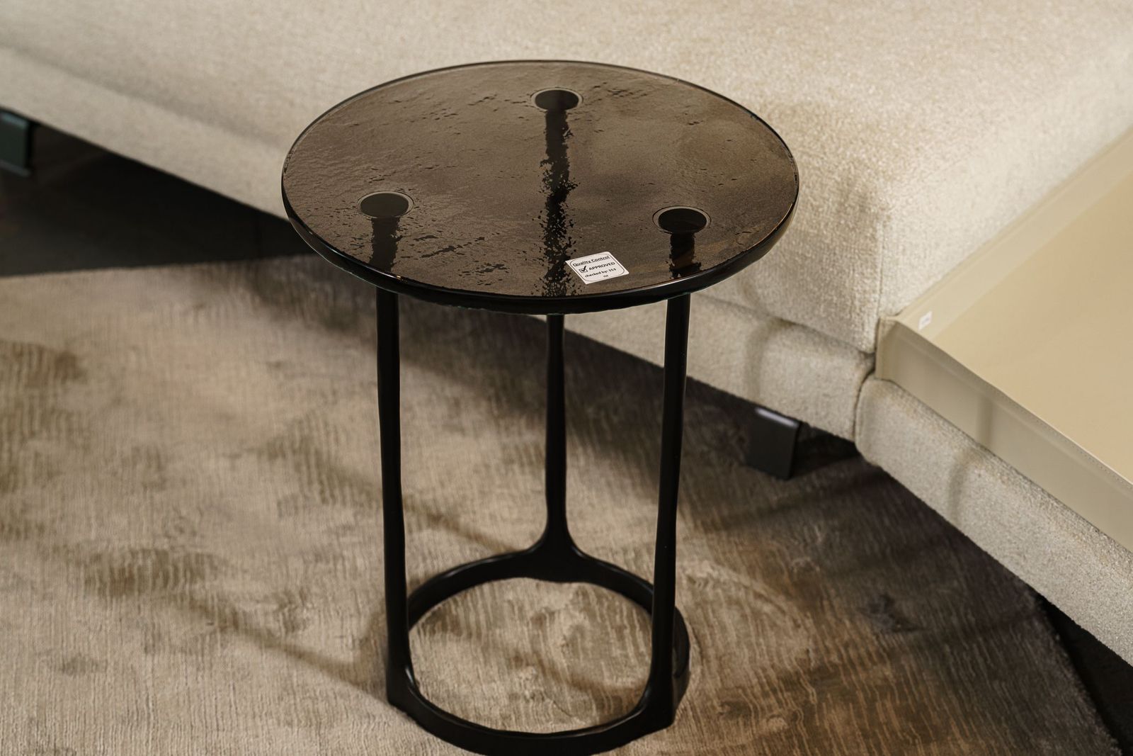 Molteni&C Журнальный столик Aster 40 Smoked от Molteni & C — в интерьере