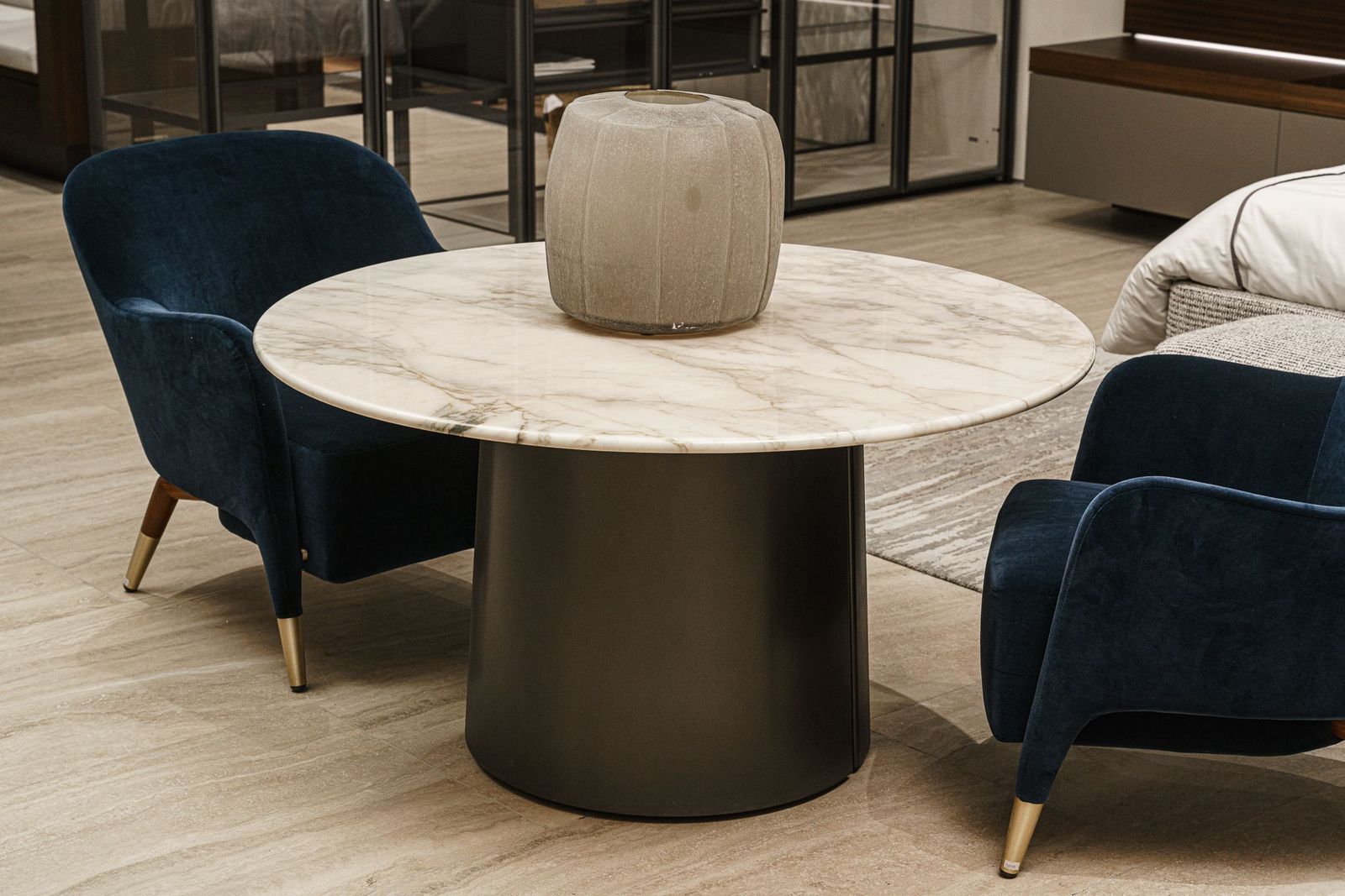 Molteni&C Lounge столик Mateo 120 Calacatta от Molteni & C — в интерьере