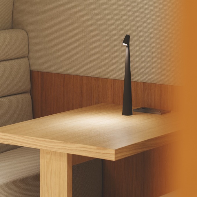 Vibia Настольная лампа Africa 5580 Brown D1 от Vibia — в интерьере