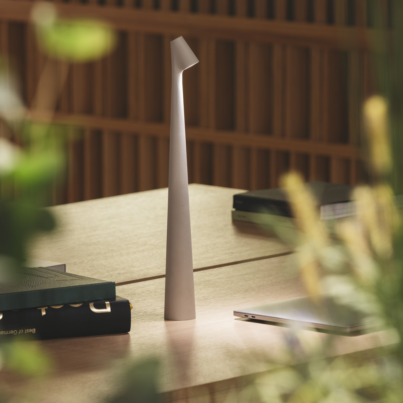 Vibia Настольная лампа Africa 5580 Biege D1 от Vibia — в интерьере
