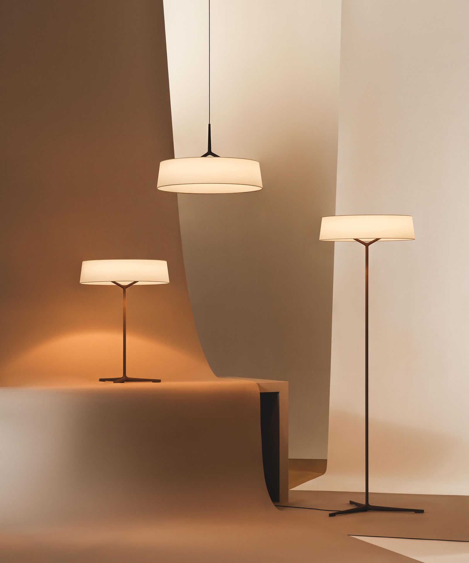 Vibia Торшер Dama 3230 от Vibia — в интерьере