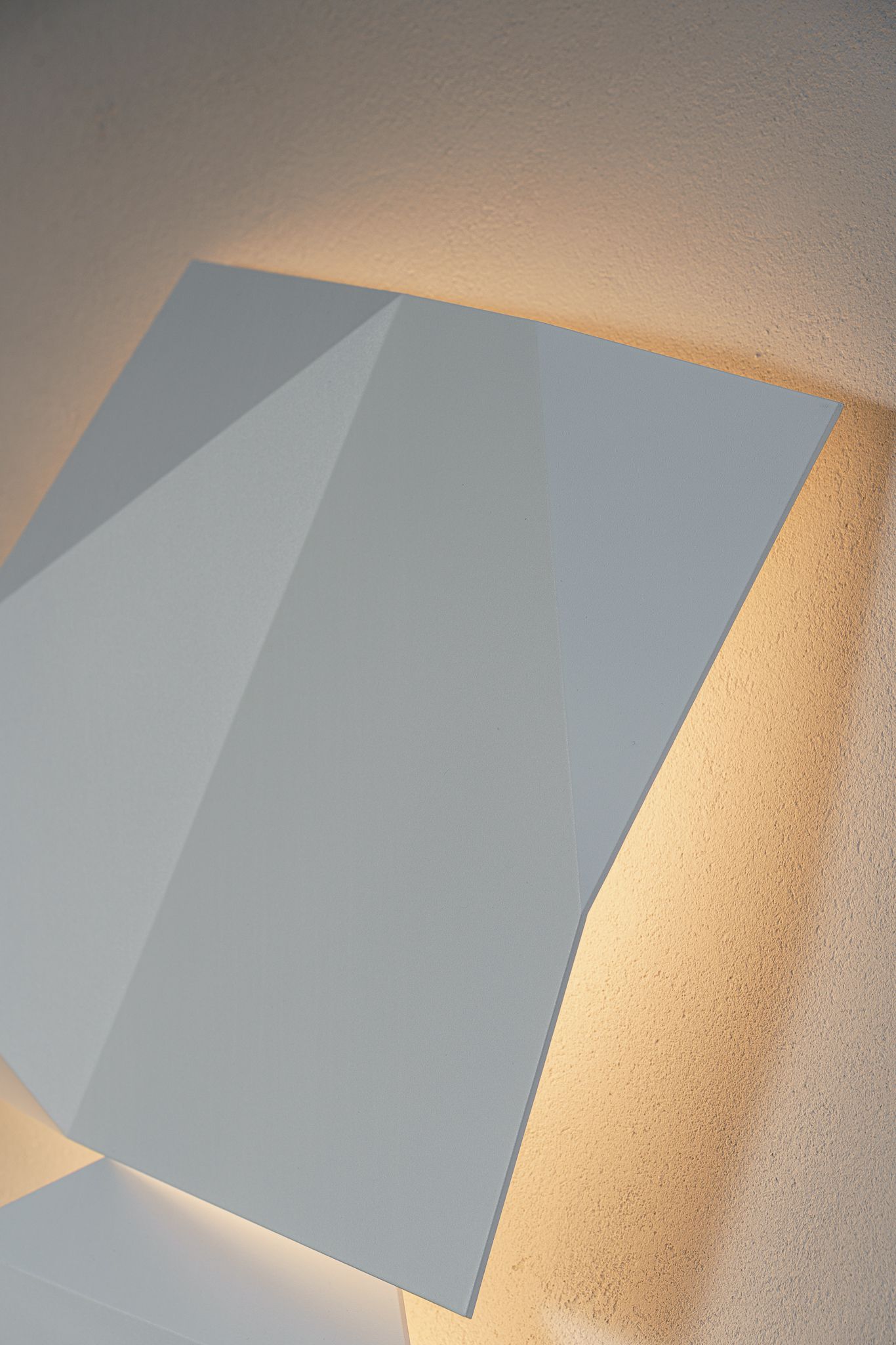 Vibia Бра Origami 4504 White от Vibia — в интерьере