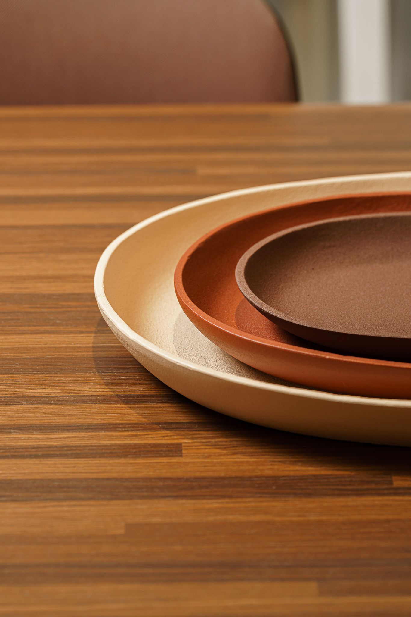 Polspotten Сет из 3 тарелок Greek Trays Brown от Polspotten — в интерьере