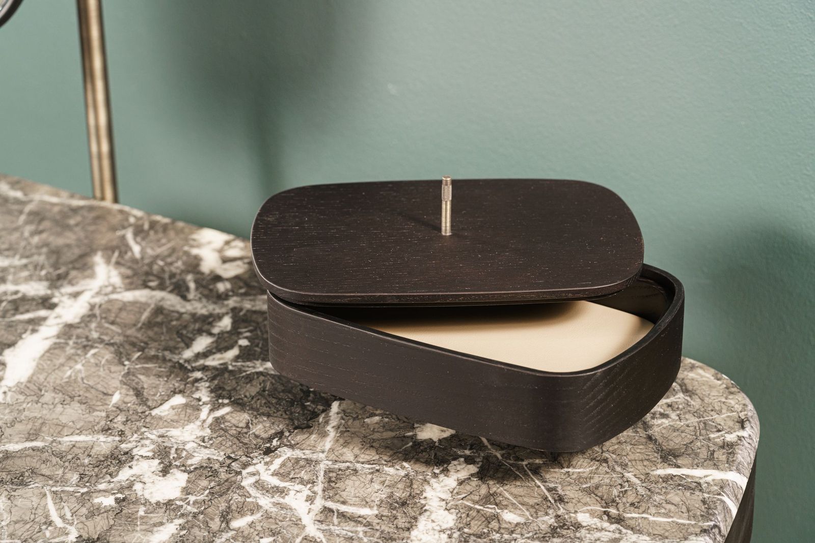 Porada Туалетный столик Maskara Wenge от Porada — в интерьере