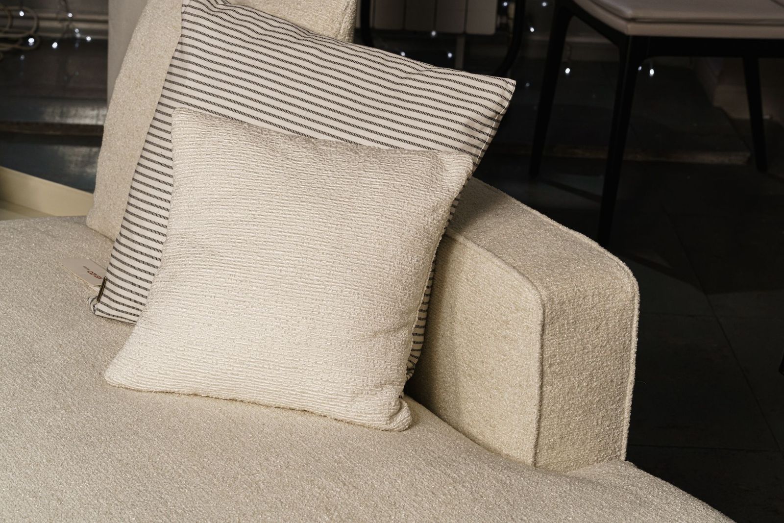 Molteni&C Диван с подушками Octave от Molteni & C — в интерьере