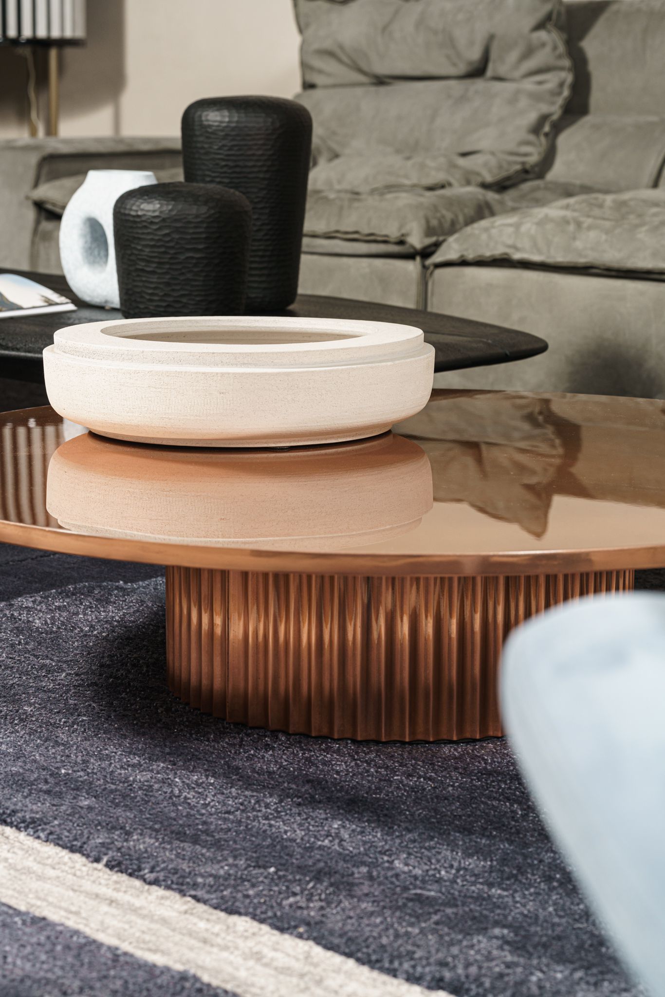 Baxter Журнальный столик Allure 110 Copper от Baxter — в интерьере