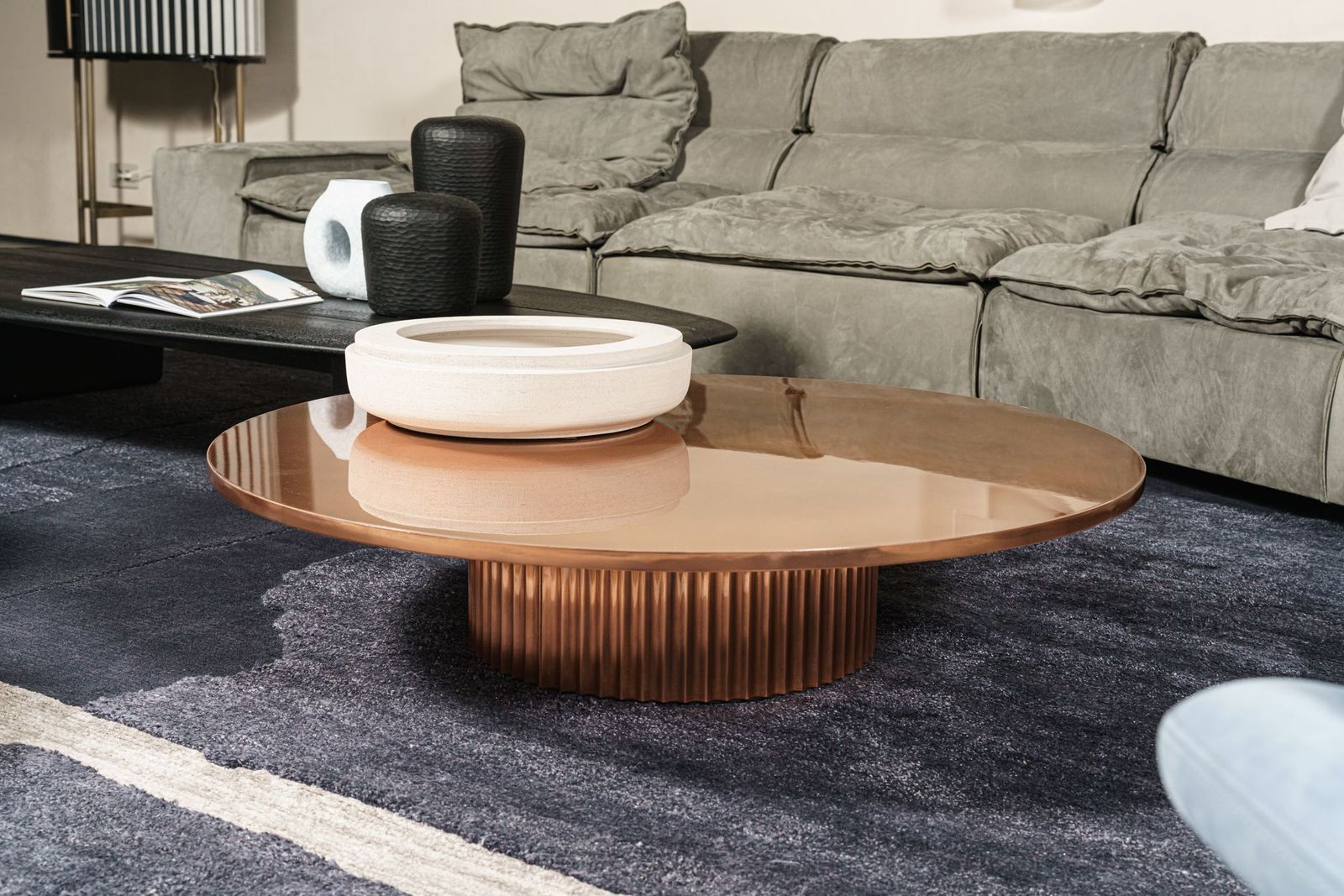 Baxter Журнальный столик Allure 110 Copper от Baxter — в интерьере