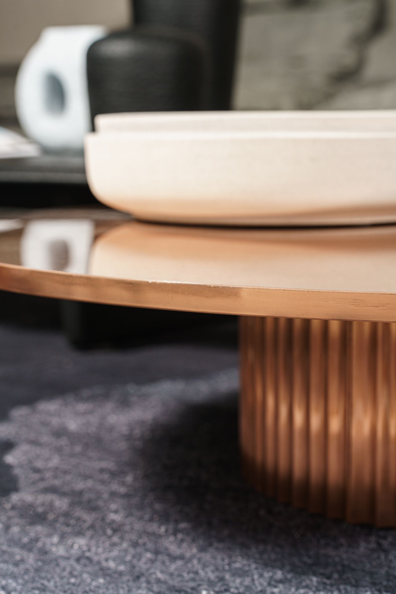 Baxter Журнальный столик Allure 110 Copper от Baxter — в интерьере