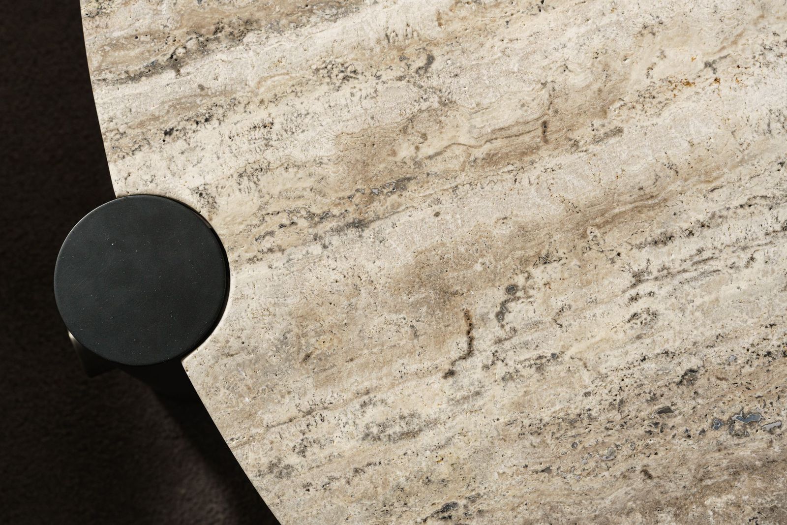 Baxter Журнальный столик Thalatha Travertino Brassed metal от Baxter — в интерьере