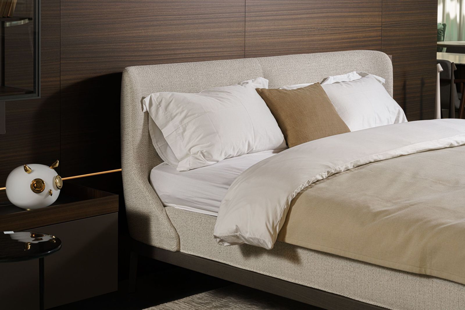 Molteni&C Кровать Fulham Safire от Molteni & C — в интерьере