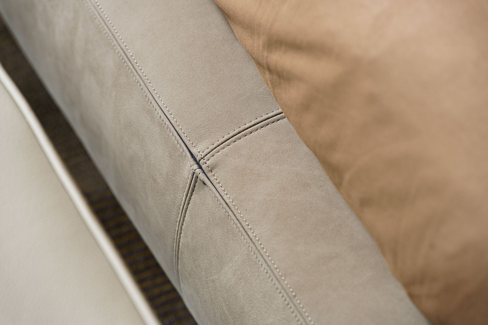 Molteni&C Кровать Aldgate Zafire от Molteni & C — в интерьере