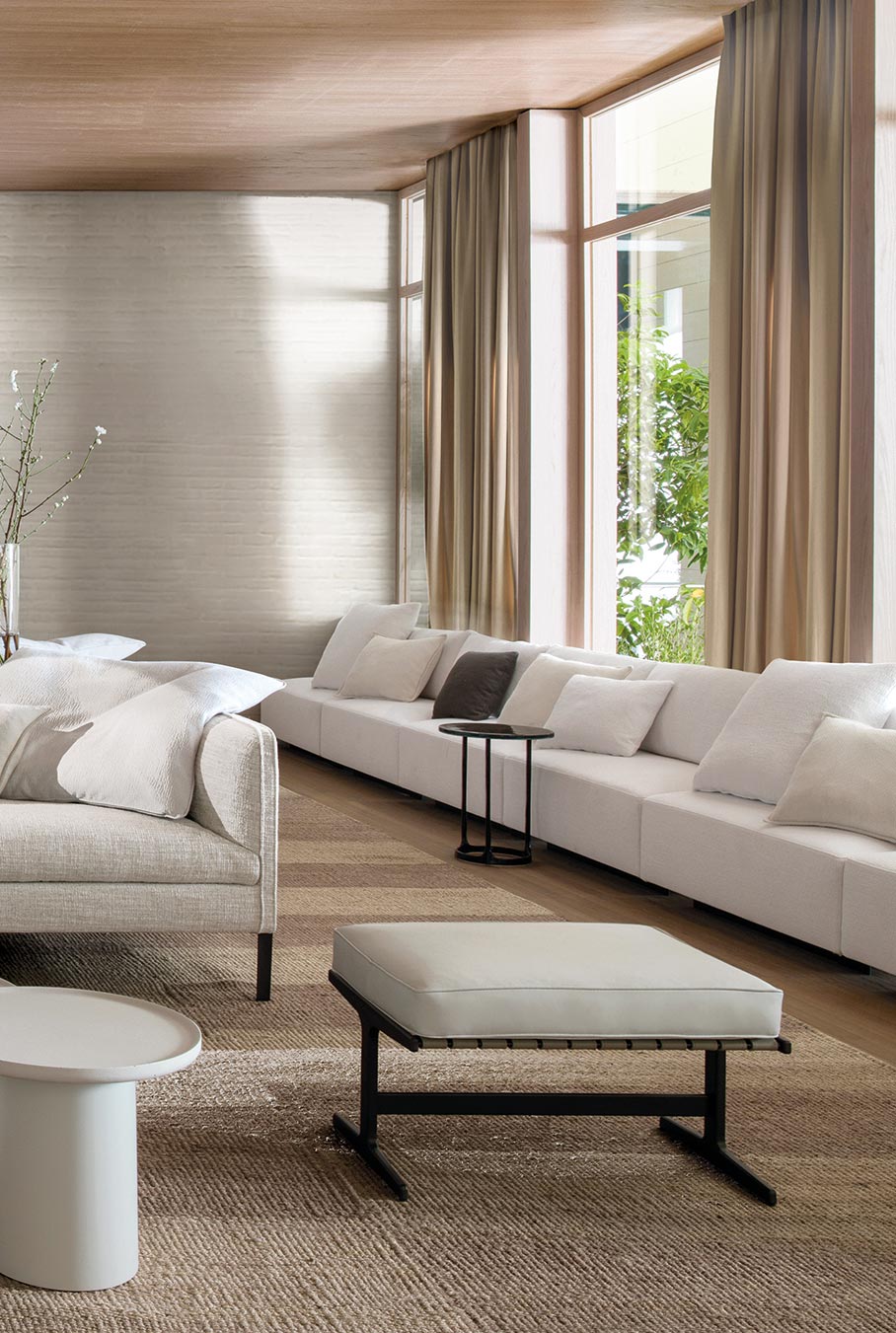 Molteni&C Пуф Paula Siria от Molteni & C — в интерьере