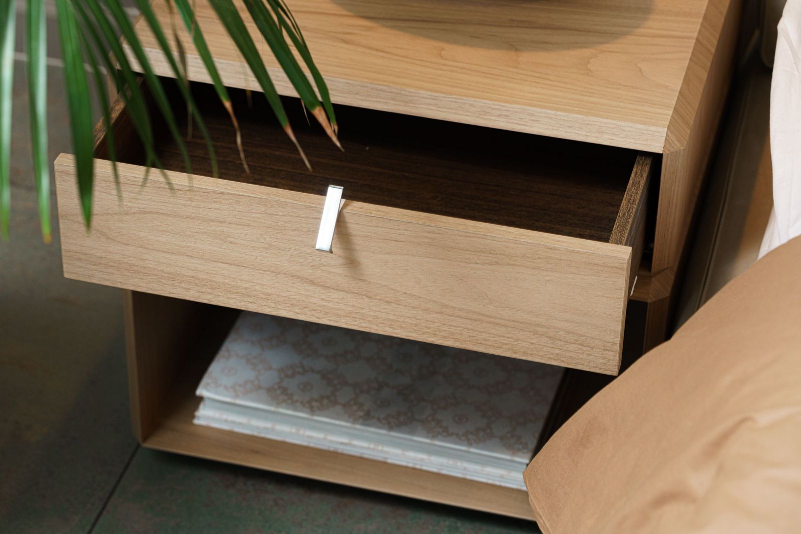 Molteni&C Прикроватная тумбочка Teorema от Molteni & C — в интерьере