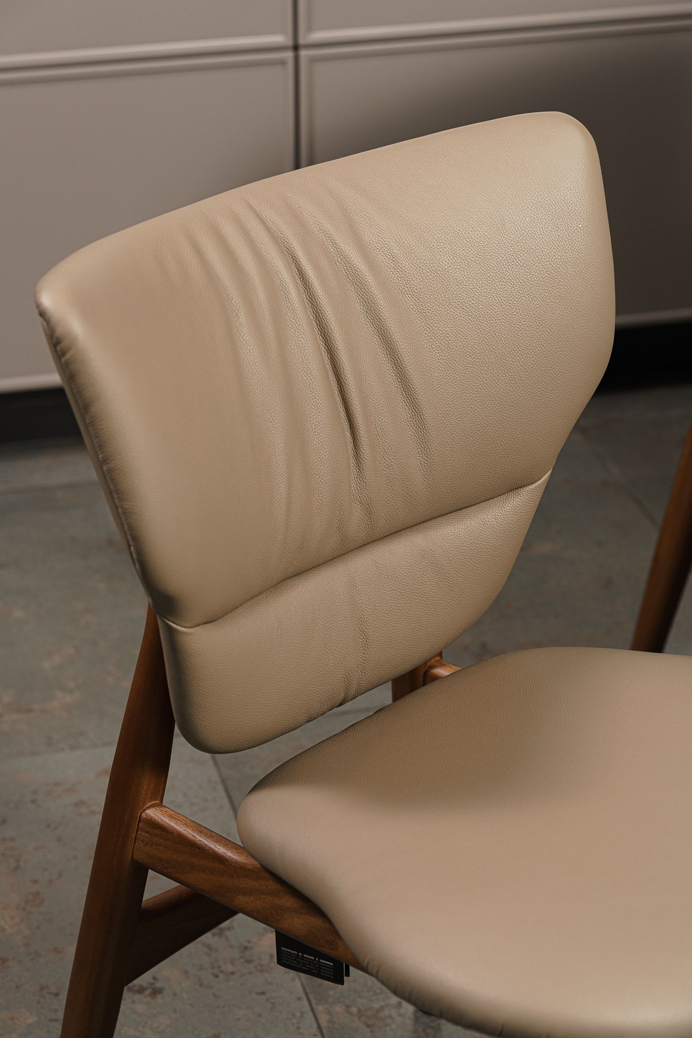 Cattelan Italia Стул Dumbo Fango / Canaletto Walnut от Cattelan Italia — в интерьере