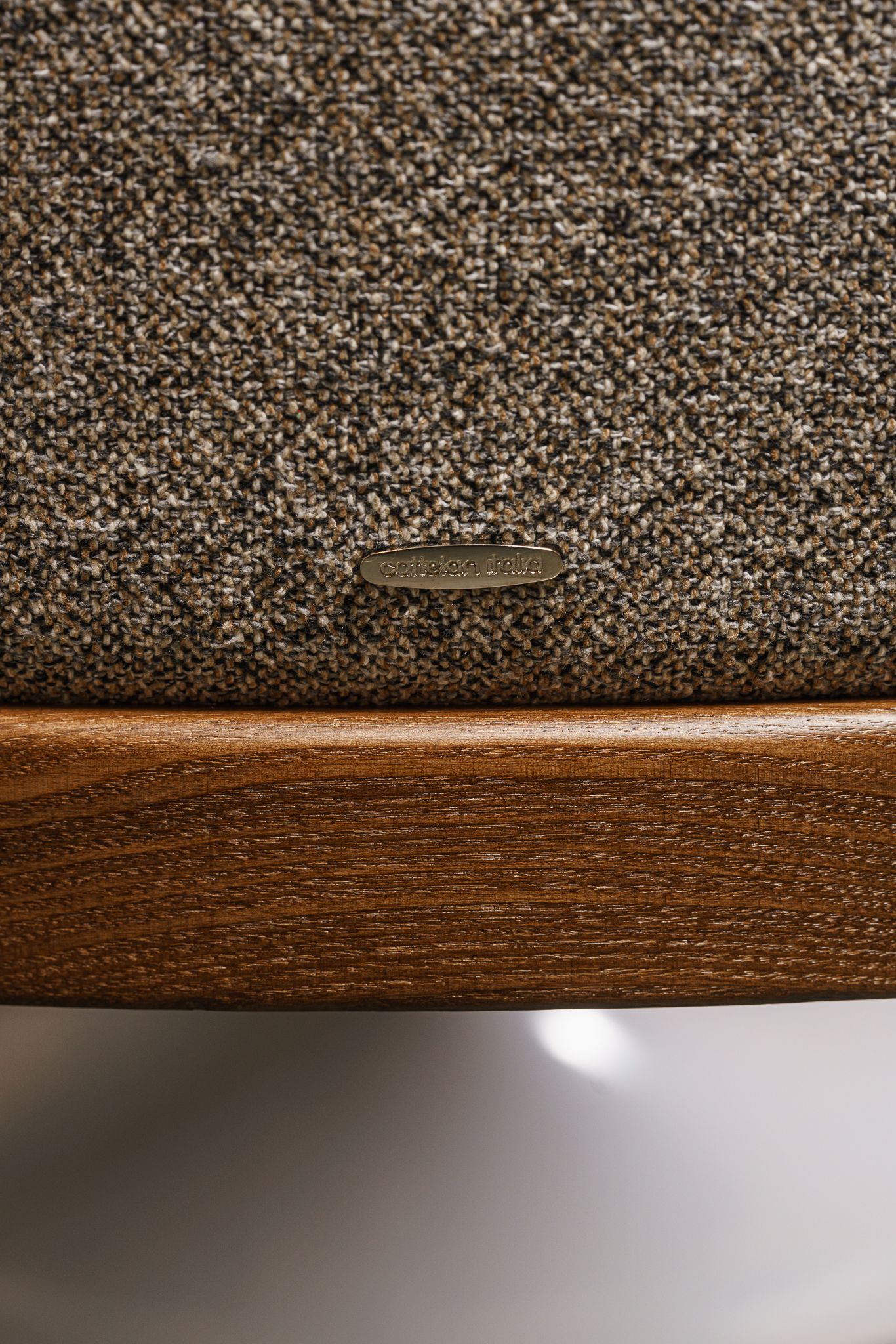Cattelan Italia Стул Magda A noce Canaletto / tessuto B222 от Cattelan Italia — в интерьере
