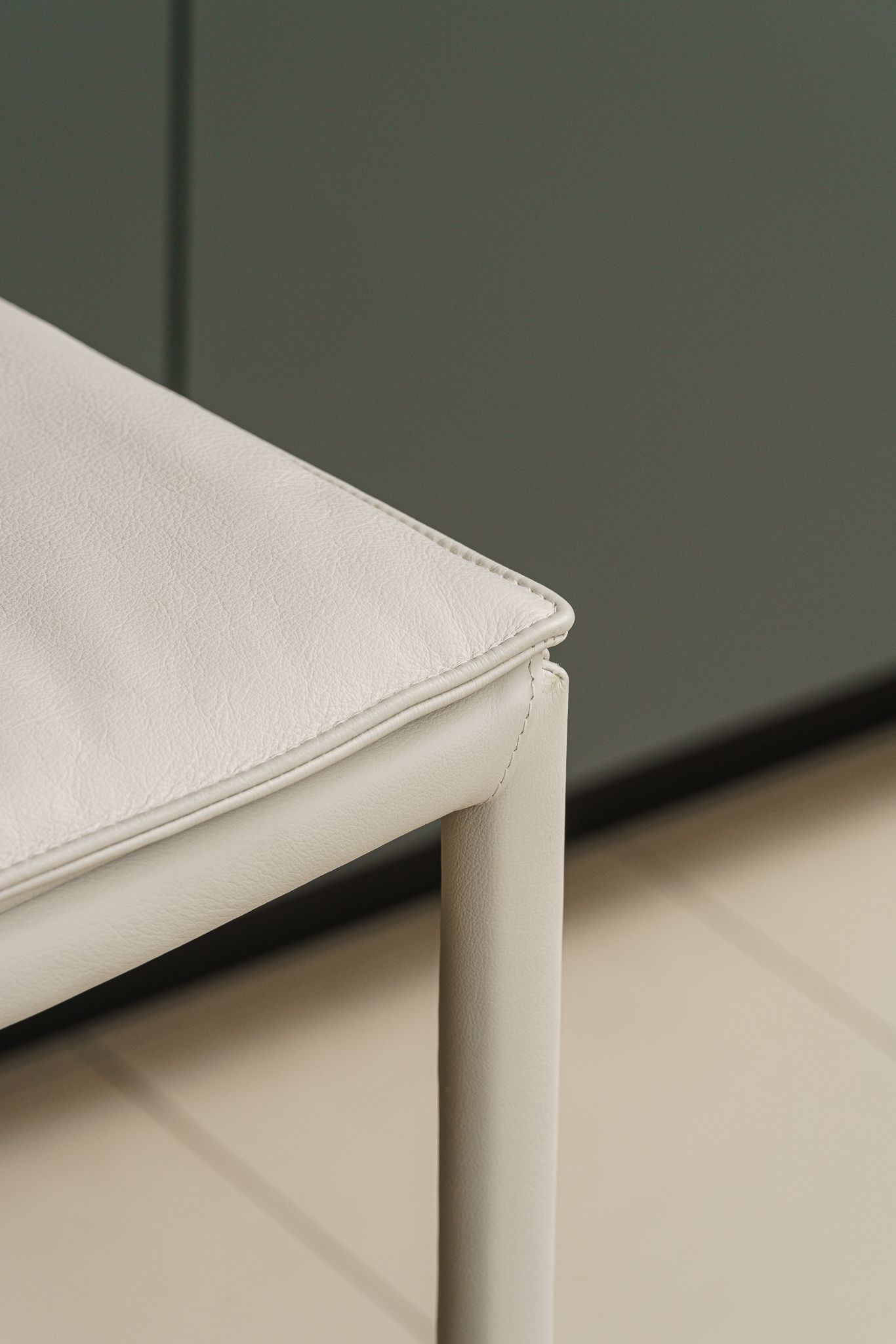 Cattelan Italia Барный стул Isabel A Pelle Dover от Cattelan Italia — в интерьере