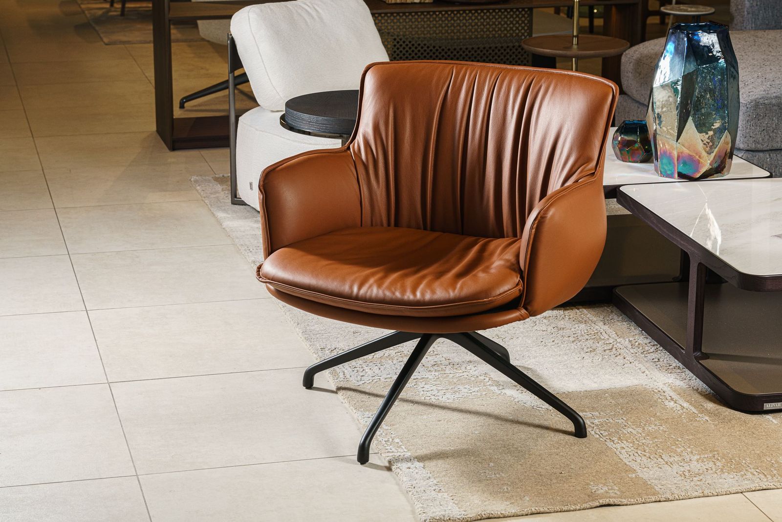 Cattelan Italia Кресло Rhonda Lounge B38 Barrique от Cattelan Italia — в интерьере