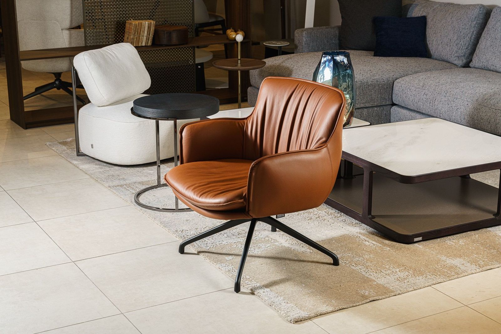 Cattelan Italia Кресло Rhonda Lounge B38 Barrique от Cattelan Italia — в интерьере