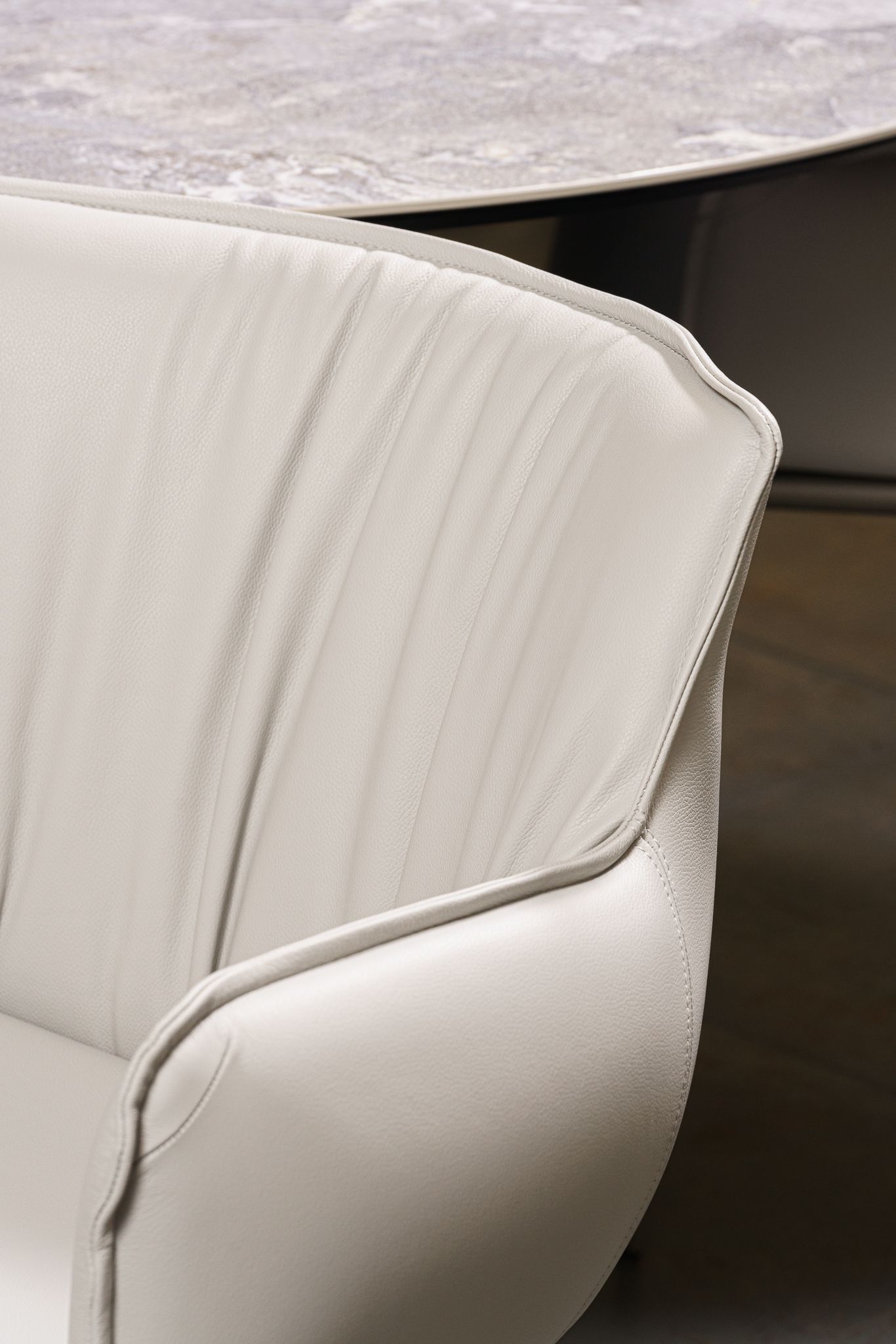 Cattelan Italia Стул с подлокотниками Rhonda Artico от Cattelan Italia — в интерьере