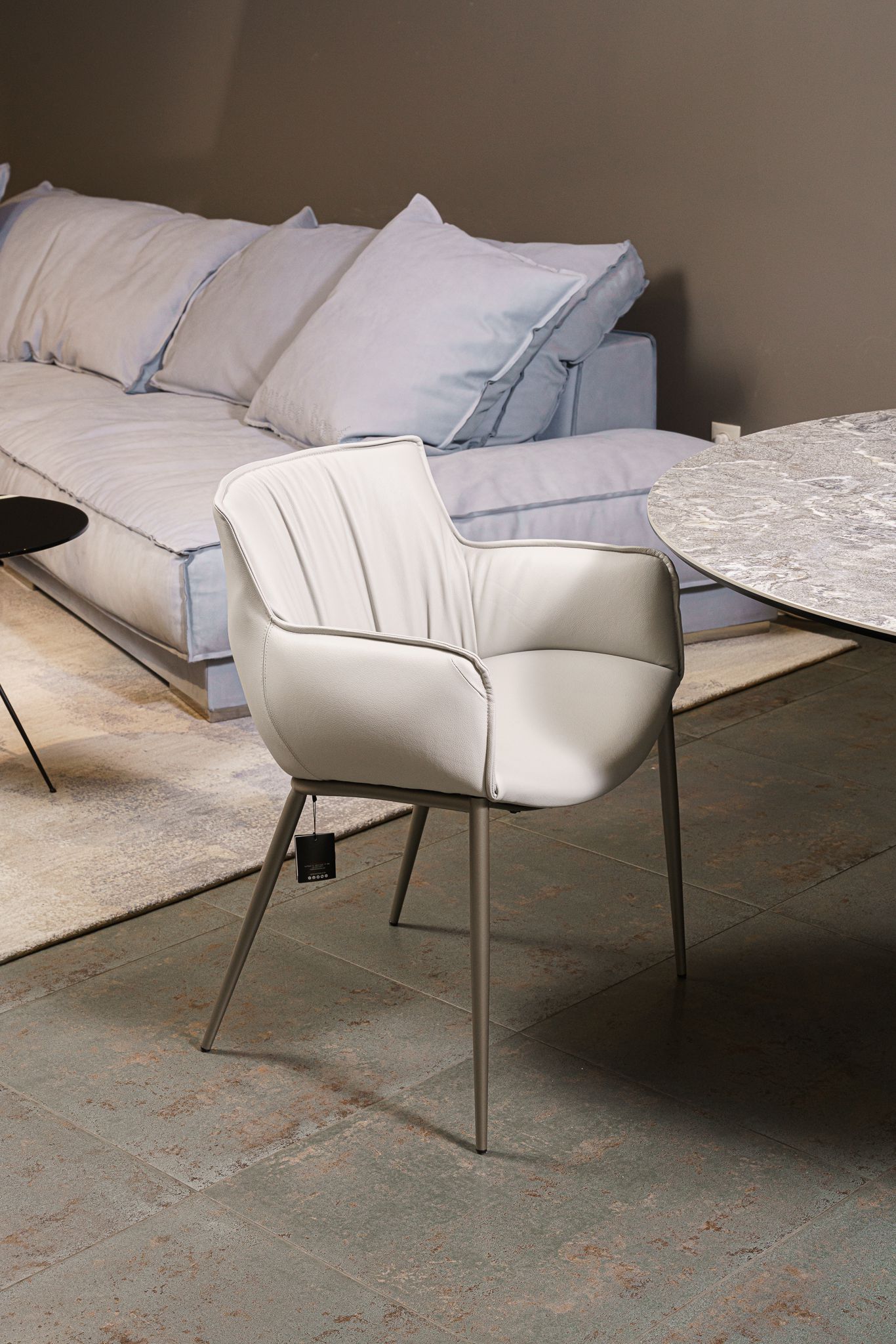 Cattelan Italia Стул с подлокотниками Rhonda Artico от Cattelan Italia — в интерьере